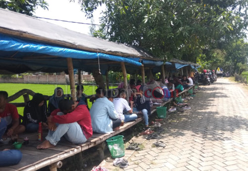 Laris Manis, Tiap Hari 700 Porsi Bakso Tempuran Ludes